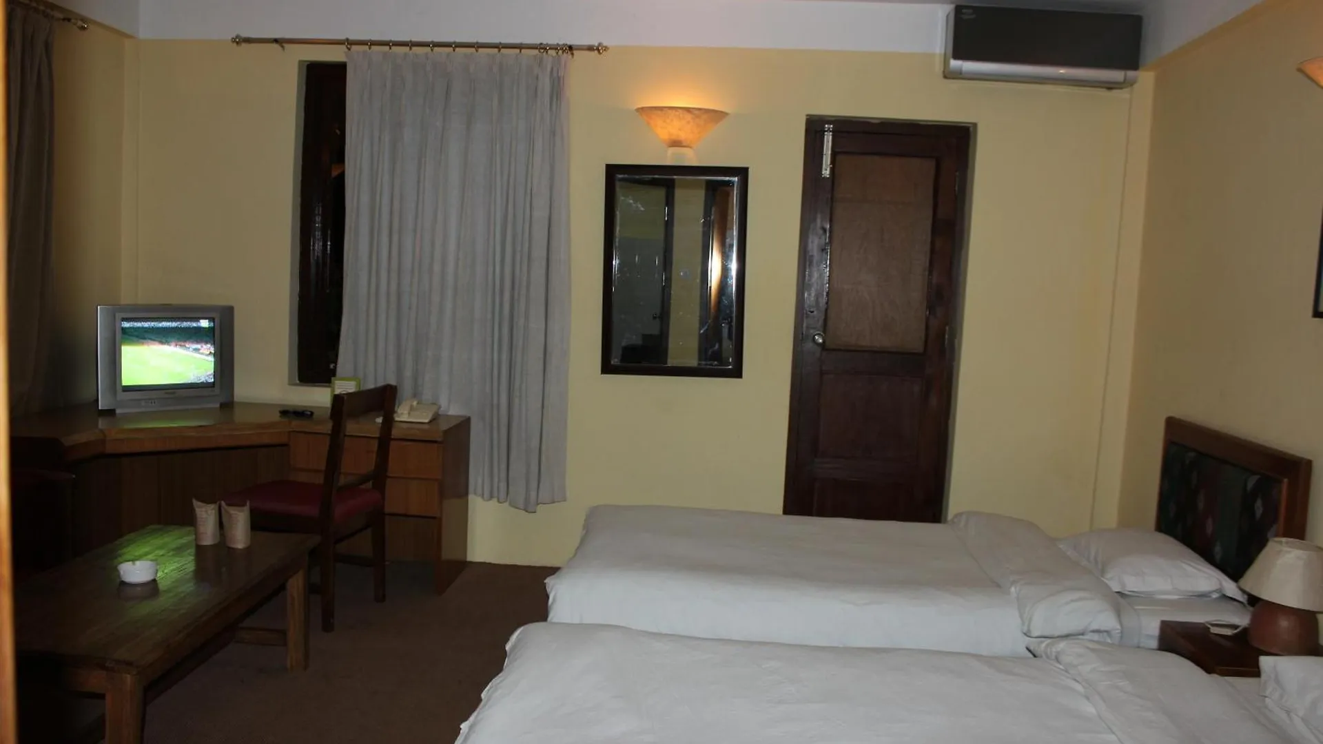 Royal Astoria Hotel Kathmandu 3*,  Nepal