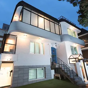 Neat House 2*, Seoul South Korea